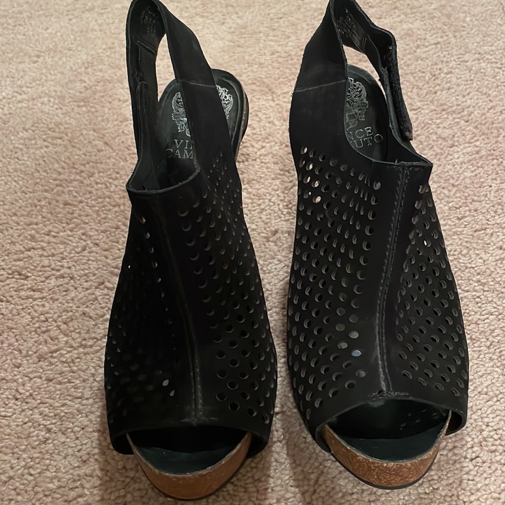 Heels - Picture 2 of 5